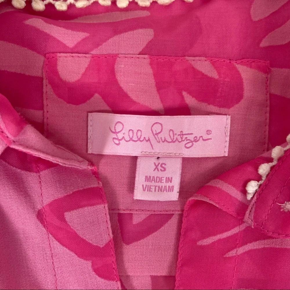 Lilly Pulitzer pink retro sheer floral collared top. XS - Picture 6 of 11